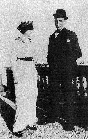 Il principe e la Principessa Troubetzkoy alla villa Draneht Pasha, Oggebbio.